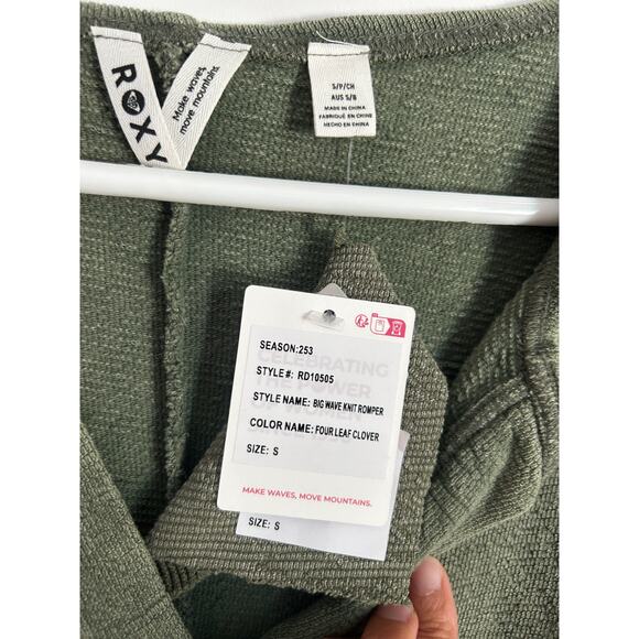 Roxy Women’s Big Wave Knit Romper Short Sleeve Drawstring Waist Pockets Size S - Picture 6 of 10